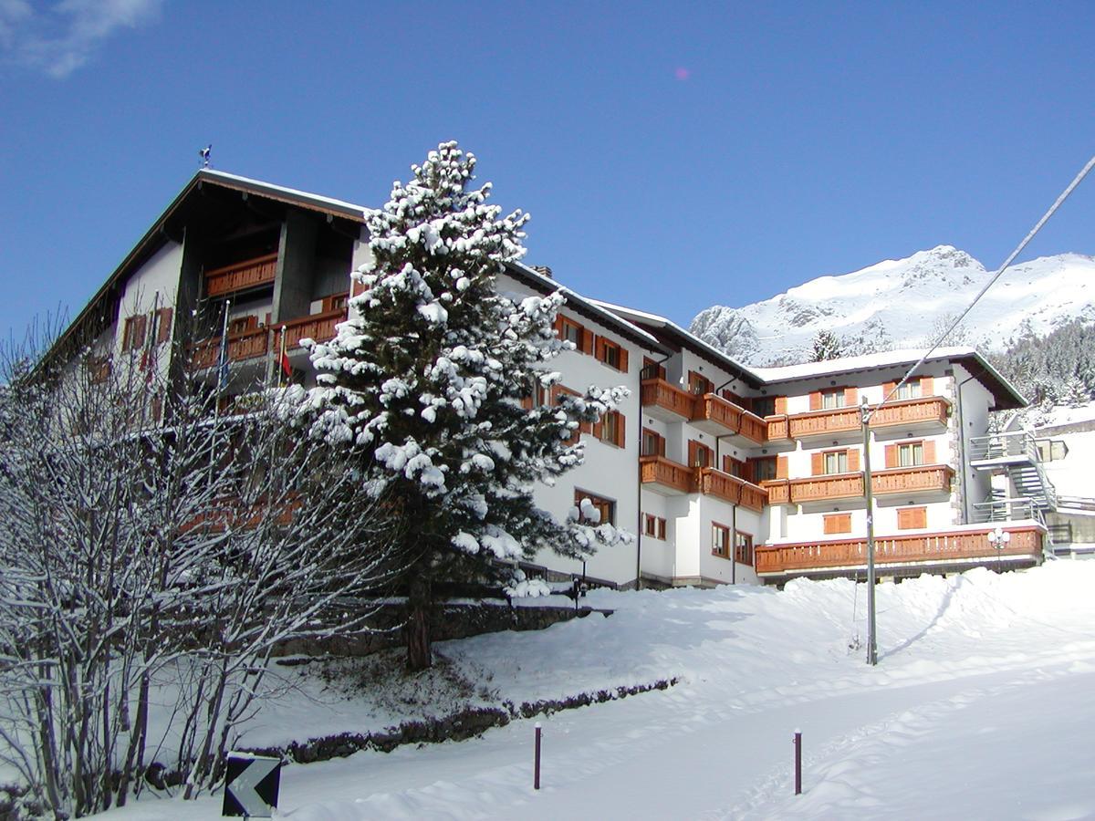 Hotel Cristallino Castione della Presolana Exterior foto